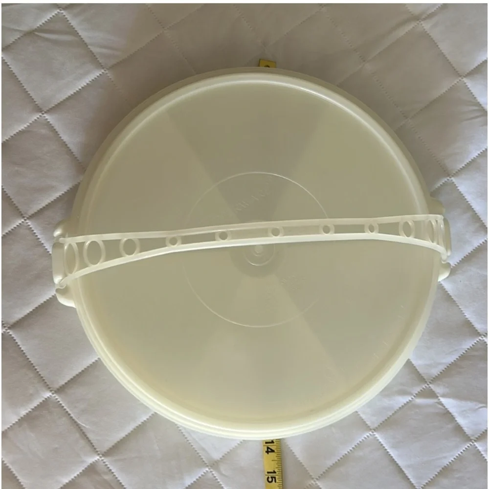Tupperware white colored relish tray with lid and handle